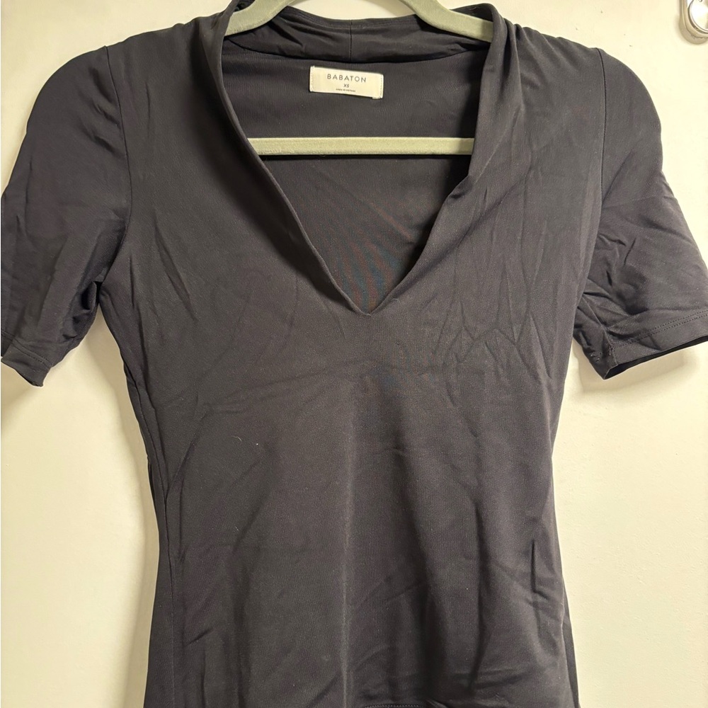 Aritzia Babaton Contour Shirt